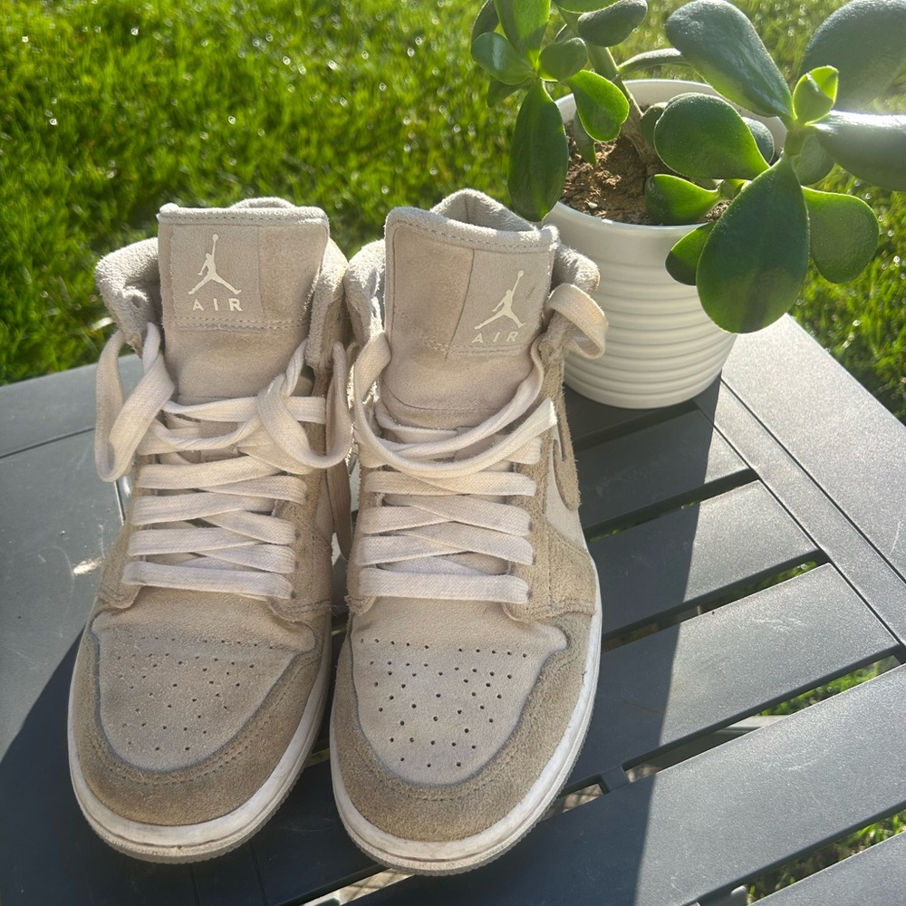 Nike Air Jordan High-Top Sneakers